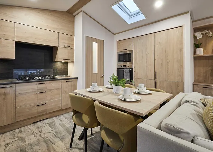 Honey Bee With Hot Tub