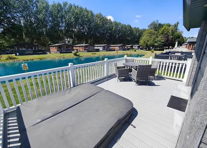 Honey Bee With Hot Tub York